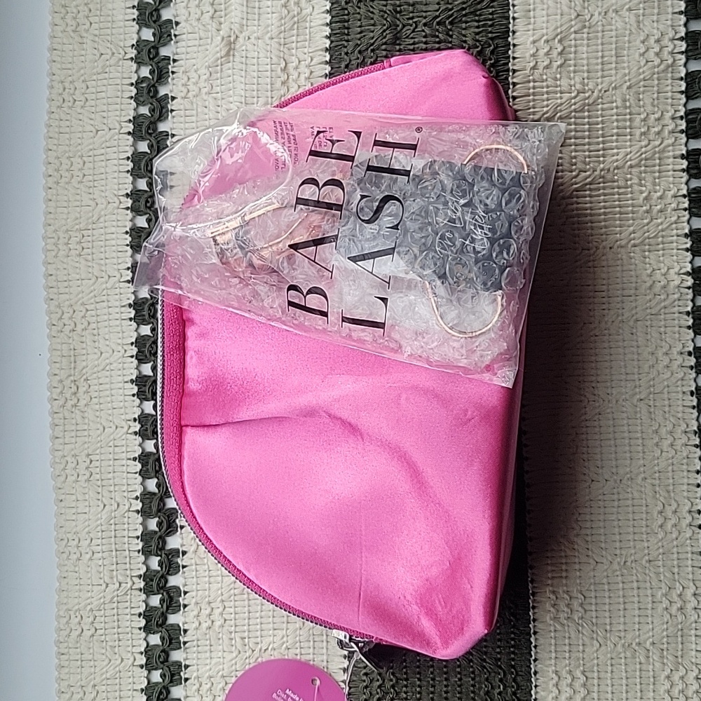 Pink Cosmetic Pouch And Eyelash Curler Set